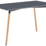 Tapa DM lacado mate color gris. Estructura inferior metálica portante. Patas en madera de haya. Topes suelo niveladores. Medidas: 120 x 80 x 74