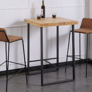 Mesa alta Loft 70. Tapa madera color roble Nordish 54 mm. Patas metálicas color negro. Medidas: 70 x 70 x 100 cm.