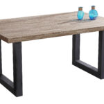 Mesa comedor modelo Loft. Tapa madera roble american 54 mm grosor. Patas metálicas color negro. Medidas 160 x 100 x 75 cm.