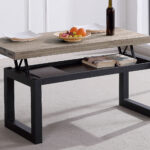 Mesa centro elevable Loft. Cajón interior portaobjetos. Tapa madera color roble oscuro 54 mm. Patas metálicas color negro. Medidas: 120 x 60 x 47