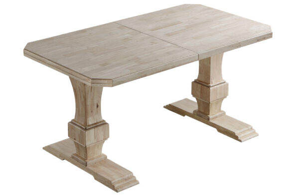 Mesa comedor extensible en madera. Diseño colonial. Tapa y extensibles en madera de roble. Patas en madera de roble. Posibilidad de extensión a 200 y 240 cm. Medidas: 160 - 200 - 240 x 90 x 79 cm.