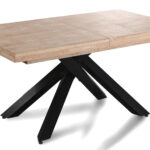 Tapa y extensibles en madera de roble nordish. Extensible de 160 a 200 o 240 cm. 2 extensibles independientes 40 cm. Almacenaje de extensibles bajo la tapa. Patas metálicas color negro. Topes de suelo regulables. Medidas: 160 - 200 - 240 x 90 x 76 cm.