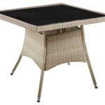Mesa de terraza para uso interior / exterior. Tratamiento anti UV. Tejido trenzado de rattán. Tapa en cristal templado. Estructura y patas metálicas. Medidas: 90 x 90 x 73 cm.